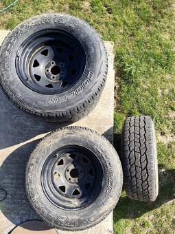 235/70 R16 - 3