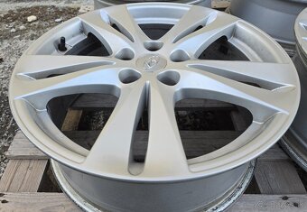 ORIGINÁL HYUNDAI HLINÍKOVÉ DISKY 5x114,3 R18 - 3