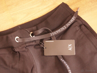 Armani Exchange pánske teplákové šortky - kraťasy - 3