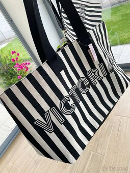 Victoria’s Secret velka plažova taška + menšia clutch - 3