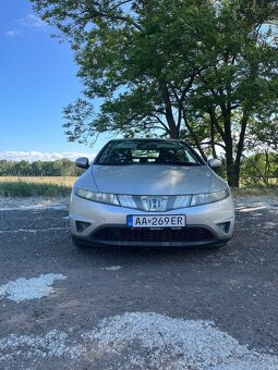 Honda civic 8g UFO - 3