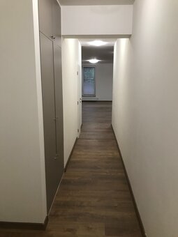 4i-nadštandardný byt 136m2-terasa 100m2-2x parking-Fončorda - 3
