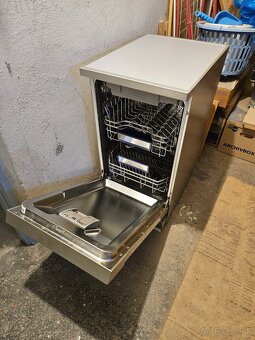 Umivačka riadu Siemens 45 cm - 3