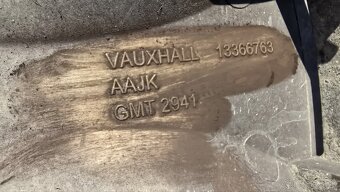 puklice opel Corsa 4ks 15" - 3