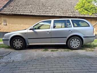 Zkoda octavia - 3