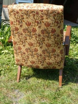 Kresla znacky by Jaroslav Šmídek - 3