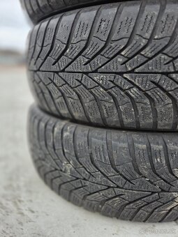 Kumho Winter WP52  195/65r15 sada zimna - 3