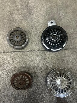 klaksóny na veterány ŠKODA. - 3