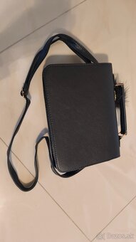 Čierna kabelka - 3