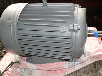Elektromotor 7kw. - 3