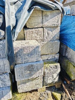 Staré tehly a kvádre - 3