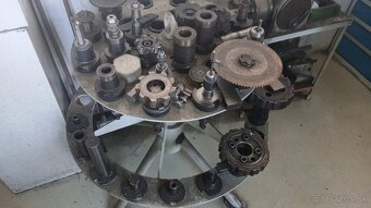 Fréza konzolová CNC FGS 40/50 - 3