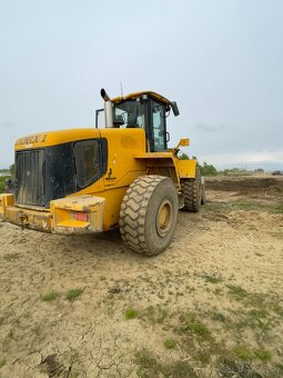 Kolesový nakladač JCB 456 s váhou Weighlog - 3