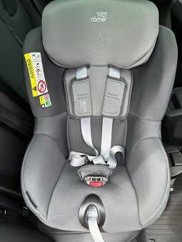 Autosedačka otočná Britax Römer DUALFIX M i-SIZE - 3