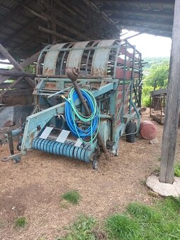 Predám samozberací voz - 3