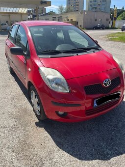 Toyota Yaris 1.3 - 3