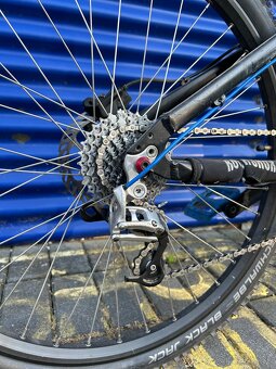 Predám bycikel Mongoose Fireball – custom dirt/street M - 3