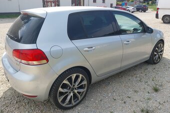VW GOLF VI - 3