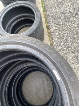 Pneumatiky Pirelli Sotozero 235/40 R18, 255/35 R18 - 3