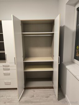 skriňa z detskej izby - rezervované - 3