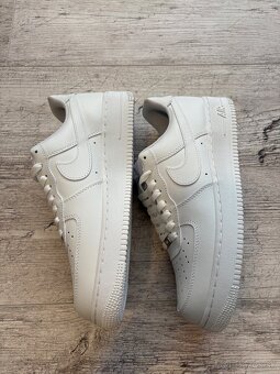 NIKE Air Force 1 - 3