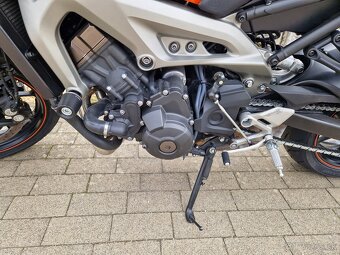 Yamaha mt 09 rok 2015 - 3