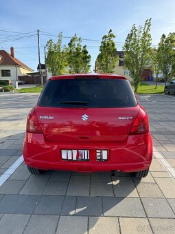 Suzuki Swift - 3