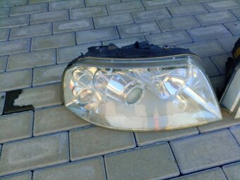 Predám predné svetlá Xenony na Sharan Alhambra - 3
