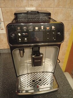 Predám kávovar plnoautomaticky Philips  TFT displej - 3
