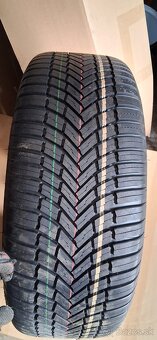Predám disk VW Multivan + celoročné pneu 235/55 R17 - 3