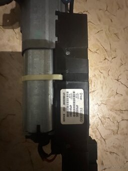 Motory 5 tych dveří Audi a6 c6 4f - 3