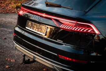 AUDI Q8 50 3.0TDI QUATTRO S-LINE B&O - 3