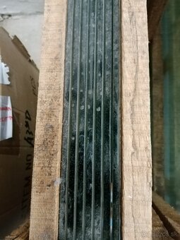 Sklenené police - 3