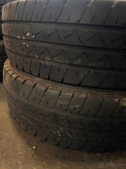 Predám 2xletné pneu BRIDGESTONE Duravis 205/75 R16C 113/111R - 3