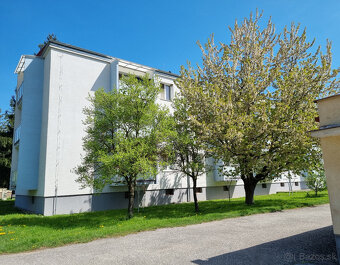 3 IZBOVÝ TEHLOVÝ BYT s BALKÓNOM +GARÁŽ -BREZOVÁ p.B. -MYJAVA - 3