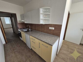 Prenájom 2 izbový byt, 62 m2, Bánovce nad Bebravou. - 3