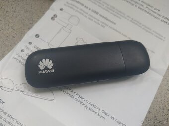 3g modem a čítačka pamäťových kariet v jednom - 3