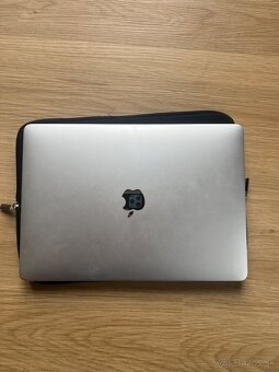MacBook Pro 13” (2019) – i5, 8GB RAM, nová batéria - 3