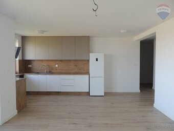 Na predaj: 2 izbový byt, 63,5m2, Dunajská Streda, novostavb - 3