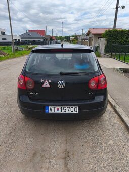 Golf 5 - 3