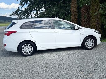 Hyundai i30 1.6Crdi 175tkm - 3