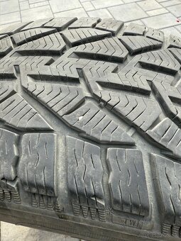 Zimné pneumatiky 255/55 R19 105V - 3