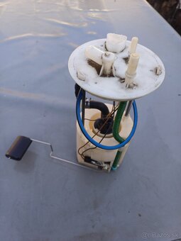 Palivové čerpadlo- plávak Kia Hyundai 31110 2Y000 - 3