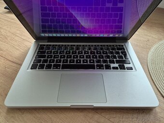 MacBook Pro (13-inch, 2009) /Core 2 Duo/4GB RAM/256GB SSD - 3