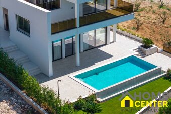 NA PREDAJ mediteránska vila s pôsobivým 360° výhľadom na mor - 3