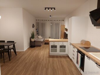 2-izbovy byt v centre Nitry / 1-bedroom flat in Nitra centre - 3