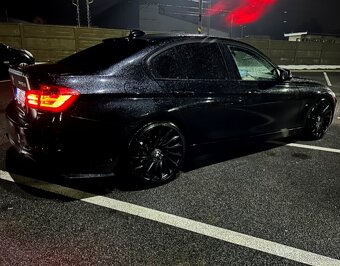 BMW F30 M3 LOOK - 3