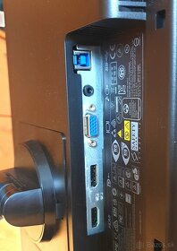 kvalitný 24" monitor Lenovo ThinkVision T2424pA - 3