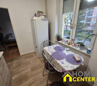 PREDAJ : 2 izbový tehlový byt s balkónom, ul. Mederčská, Kom - 3