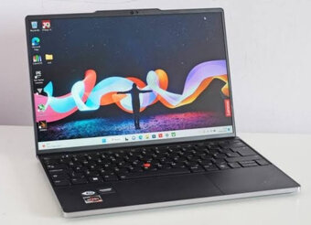 Lenovo THINKPAD Z13 G2:Ryzen 7 7840U,64GB,SSD 1TB,AMD Radeon - 3